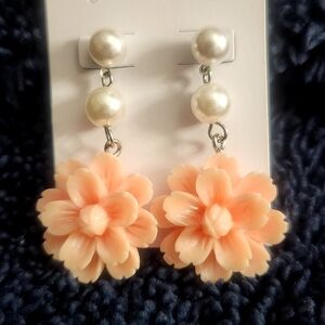 Beautiful Peachy Flower Dangle Earring